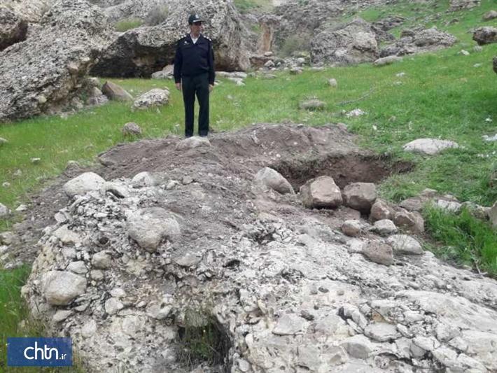 دستگیری یک باند حفاران غیرمجاز آثار تاریخی در ایلام دستگیری یک باند حفاران غیرمجاز آثار تاریخی در ایلام