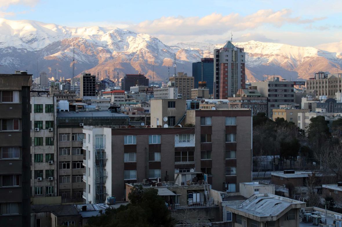 دریافت مالیات از خانه های 150 متر به بالا دریافت مالیات از خانه های 150 متر به بالا