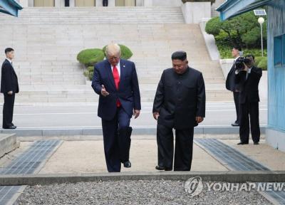 رئیس جمهور آمریکا از کره شمالی برای بازگشت به آمریکا امید نداشت!، ترامپ با ملانیا وداع نموده بود