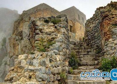 بازسازی و استحکام بخشی قلعه تاریخی بابک