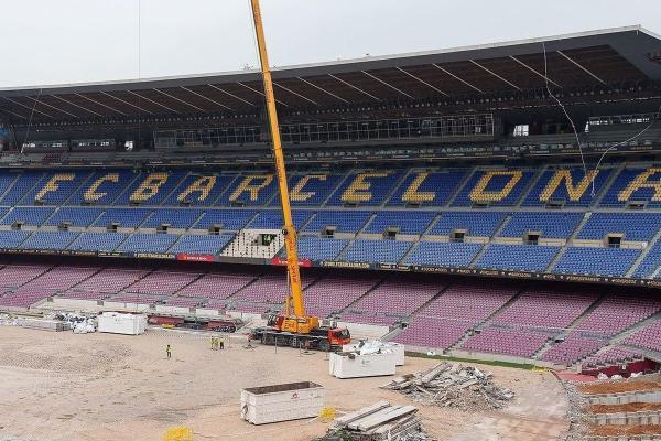 استادیوم بارسلونا تخریب شد